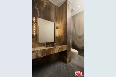 701 N Camden Dr, Beverly Hills, CA 90210 - Photo 10