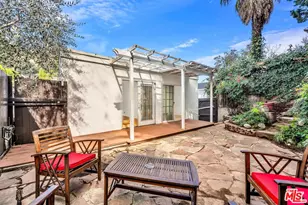 8518 Walnut Dr, Los Angeles, CA 90046 - Photo 38