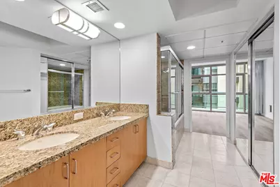 13700 Marina Pointe Dr #321, Marina del Rey, CA 90292 - Photo 14