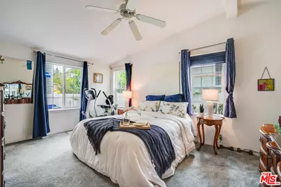 146 Apache, Topanga, CA 90290 - Photo 8