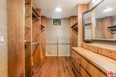 2423 Horse Shoe Canyon Rd, Los Angeles, CA 90046 - Photo 38