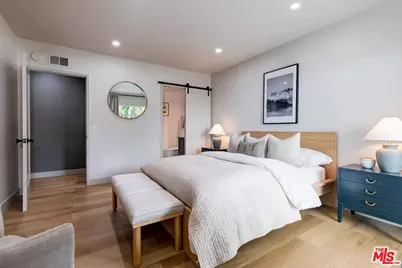 9356 Sierra Mar Dr, Los Angeles, CA 90069 - Photo 40