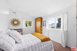 19781 Grand View Dr, Topanga, CA 90290 - Photo 18