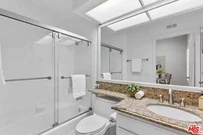18779 Willowtree Ln, Porter Ranch, CA 91326 - Photo 30