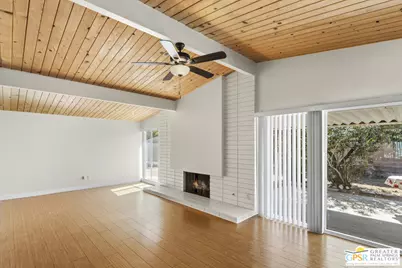889 E Janet Cir, Palm Springs, CA 92262 - Photo 8
