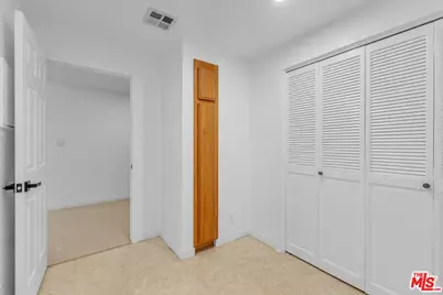 10465 Eastborne Ave #206, Los Angeles, CA 90024 - Photo 26