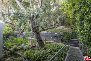 3625 Lowry Rd, Los Angeles, CA 90027 - Photo 28