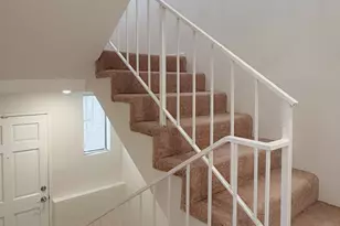 11643 Chandler Blvd, Valley Village, CA 91601 - Photo 4