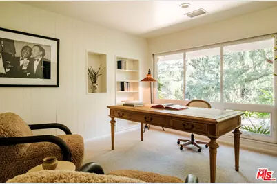 4975 Queen Florence Ln, Woodland Hills, CA 91364 - Photo 34