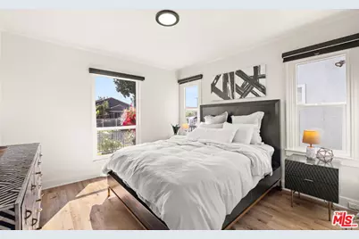 1235 E 74th St, Los Angeles, CA 90001 - Photo 20