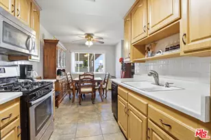 11813 Runnymede St, North Hollywood, CA 91602 - Photo 10