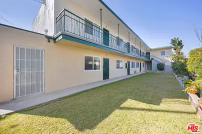 7512 California Ave, Huntington Park, CA 90255 - Photo 4