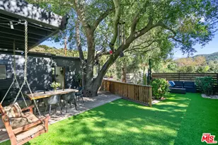 20402 Paradise Ln, Topanga, CA 90290 - Photo 14