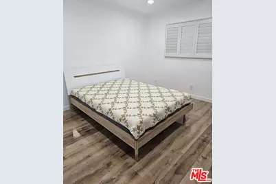 18326 Collins St #F, Tarzana, CA 91356 - Photo 24