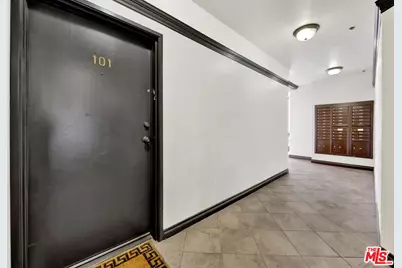156 S Oak Knoll Ave #101, Pasadena, CA 91101 - Photo 38