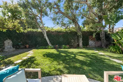 221 S Almont Dr, Beverly Hills, CA 90211 - Photo 40
