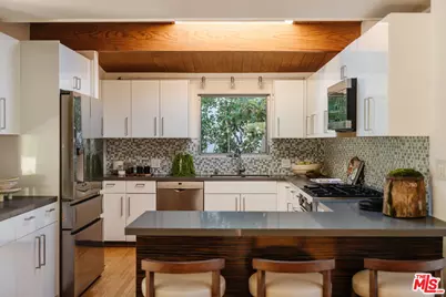 3688 Buena Park Dr, Studio City, CA 91604 - Photo 8