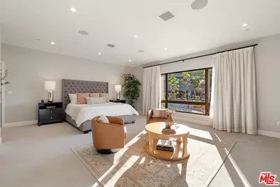 3840 Carmona Ave, Los Angeles, CA 90008 - Photo 8