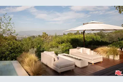 3380 Scadlock Ln, Sherman Oaks, CA 91403 - Photo 14