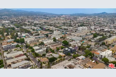 4713 Clinton St, Los Angeles, CA 90004 - Photo 20