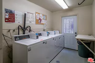 6050 Canterbury Dr, Culver City, CA 90230 - Photo 38