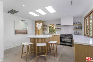 742 N June St, Los Angeles, CA 90038 - Photo 48