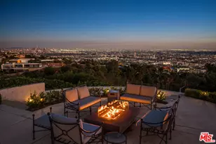 380 Trousdale Pl, Beverly Hills, CA 90210 - Photo 2