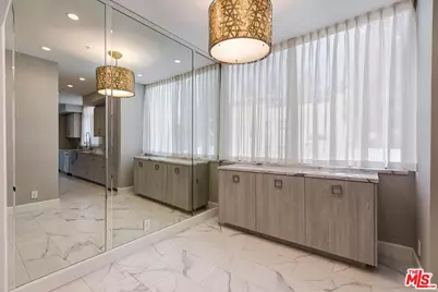 323 N Palm Dr #3, Beverly Hills, CA 90210 - Photo 20