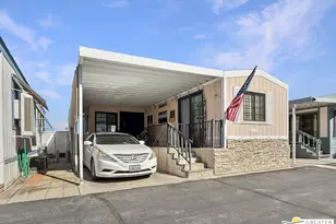 69333 E Palm Canyon Dr, Cathedral City, CA 92234 - Photo 2