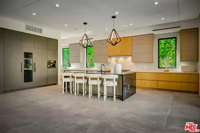 15743 Hesby St, Encino, CA 91436 - Photo 16