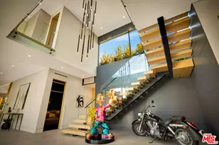 15743 Hesby St, Encino, CA 91436 - Photo 8