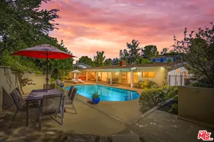 20209 Wells Dr, Woodland Hills, CA 91364 - Photo 24