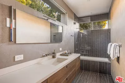 1645 Carla Rdg, Beverly Hills, CA 90210 - Photo 22