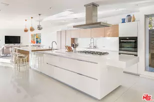 1645 Carla Ridge, Beverly Hills, CA 90210 - Photo 14