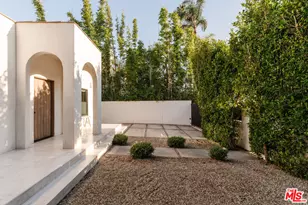 2418 Walnut Ave, Venice, CA 90291 - Photo 4