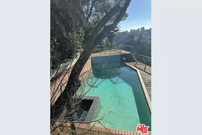 2887 Hollyridge Dr, Los Angeles, CA 90068 - Photo 2