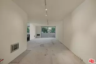 11645 Montana Ave, Los Angeles, CA 90049 - Photo 6