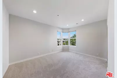 620 S Gramercy Pl #320, Los Angeles, CA 90005 - Photo 12