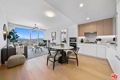 877 Francisco St #2212, Los Angeles, CA 90017 - Photo 2