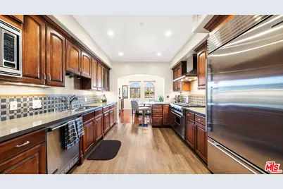 12026 Rhode Island Ave #Ph1, Los Angeles, CA 90025 - Photo 12