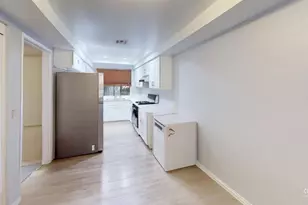 21 Northwoods Ln, La Crescenta, CA 91214 - Photo 8