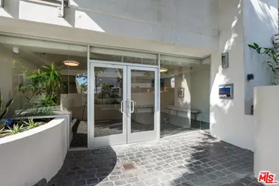 1129 Larrabee St #6, West Hollywood, CA 90069 - Photo 28