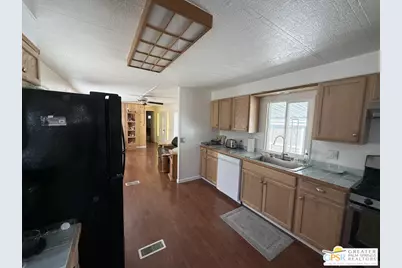 15500 Bubbling Wells Rd #75, Desert Hot Springs, CA 92240 - Photo 8