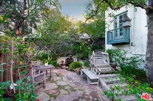 8066 Woodland Ln, Los Angeles, CA 90046 - Photo 4