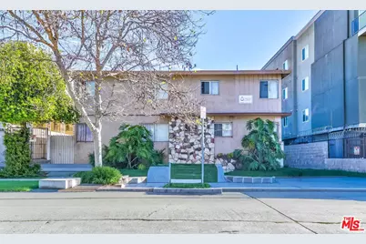 838 S Gramercy Pl, Los Angeles, CA 90005 - Photo 2