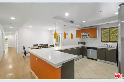 10633 Eastborne Ave, Los Angeles, CA 90024 - Photo 10