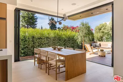 822 Superba Ave, Venice, CA 90291 - Photo 16