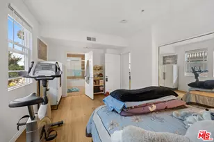 10715 Camarillo St, North Hollywood, CA 91602 - Photo 16