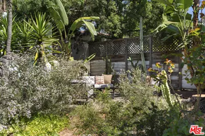 826 S Highland Ave, Los Angeles, CA 90036 - Photo 40