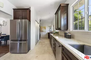 826 S Highland Ave, Los Angeles, CA 90036 - Photo 20
